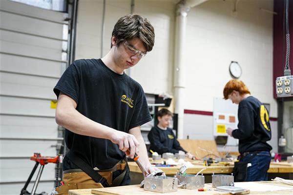 Electrical Technology students working in lab
